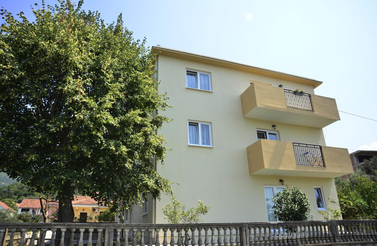 Apartman Bradasevic Tivat Exterior photo