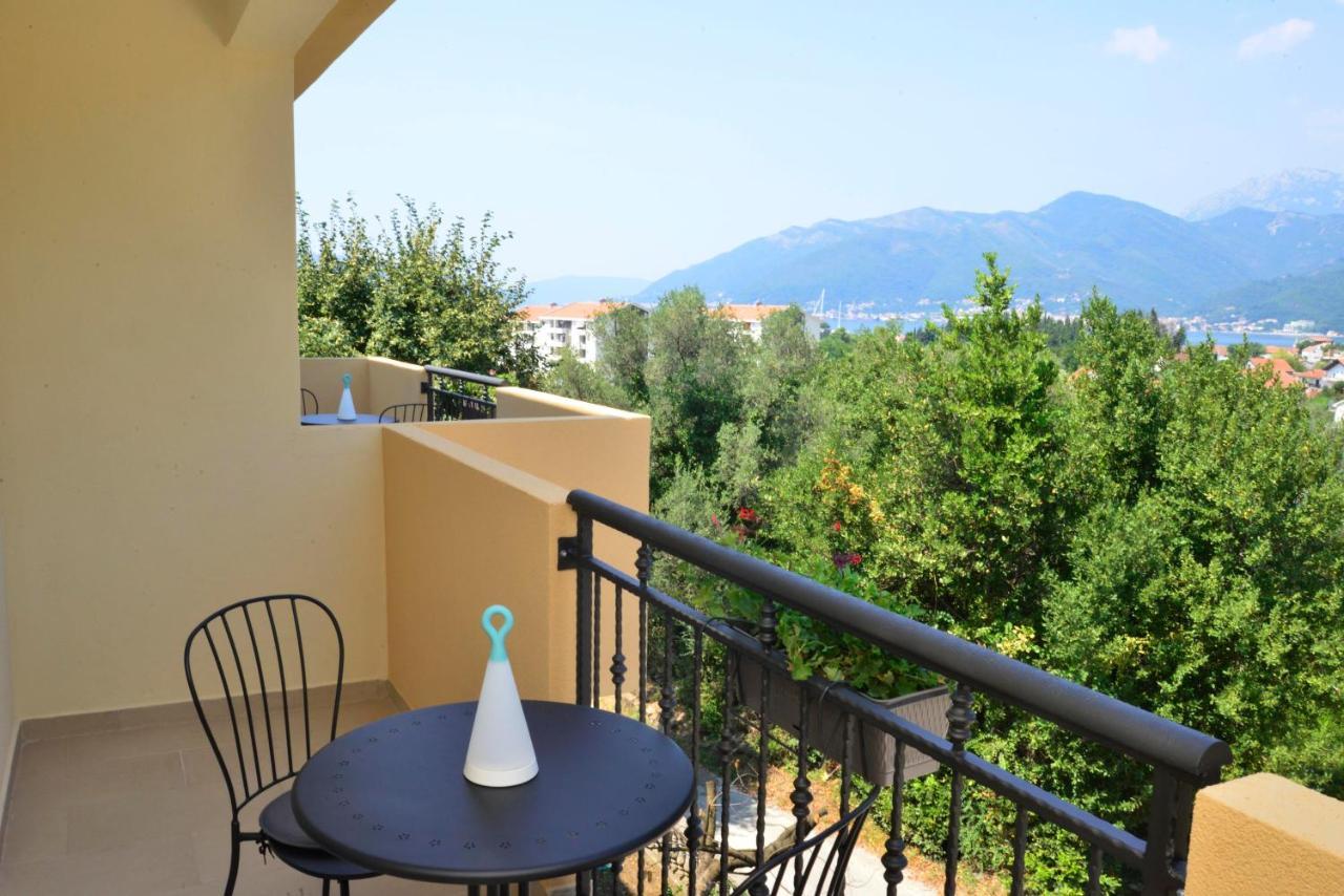 Apartman Bradasevic Tivat Exterior photo