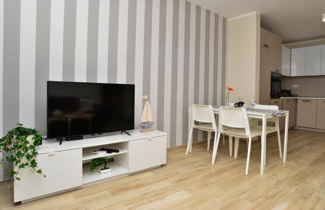 Apartman Bradasevic Tivat Exterior photo