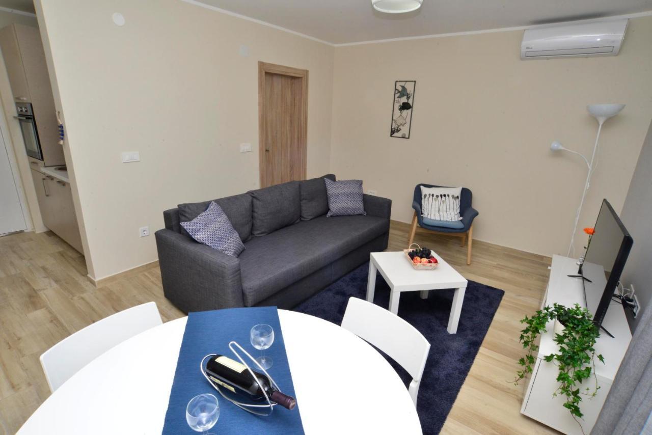 Apartman Bradasevic Tivat Exterior photo