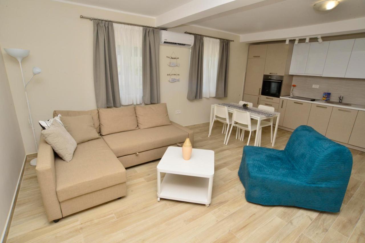 Apartman Bradasevic Tivat Exterior photo